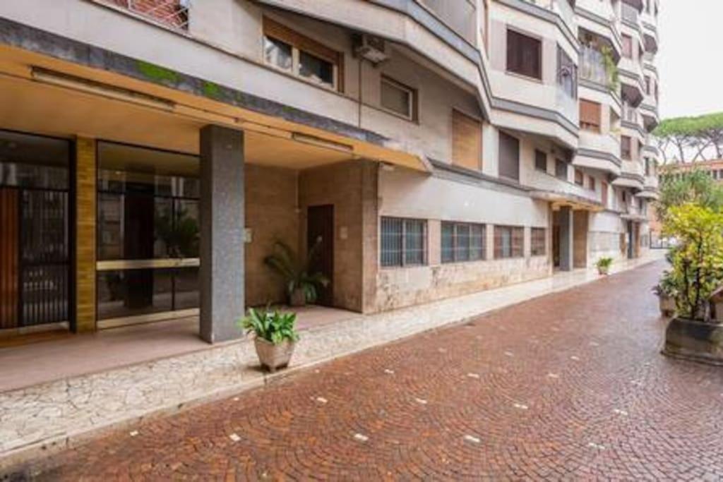 Domus Laterani By Jfm - Comfortable Apartment Big Terrace Colosseo Rome Buitenkant foto