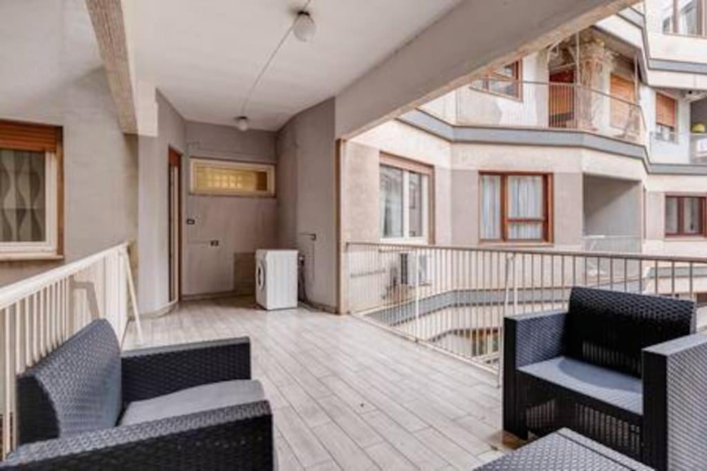 Domus Laterani By Jfm - Comfortable Apartment Big Terrace Colosseo Rome Buitenkant foto