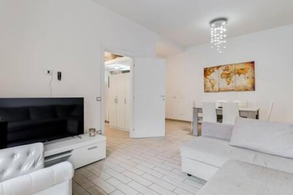 Domus Laterani By Jfm - Comfortable Apartment Big Terrace Colosseo Rome Buitenkant foto