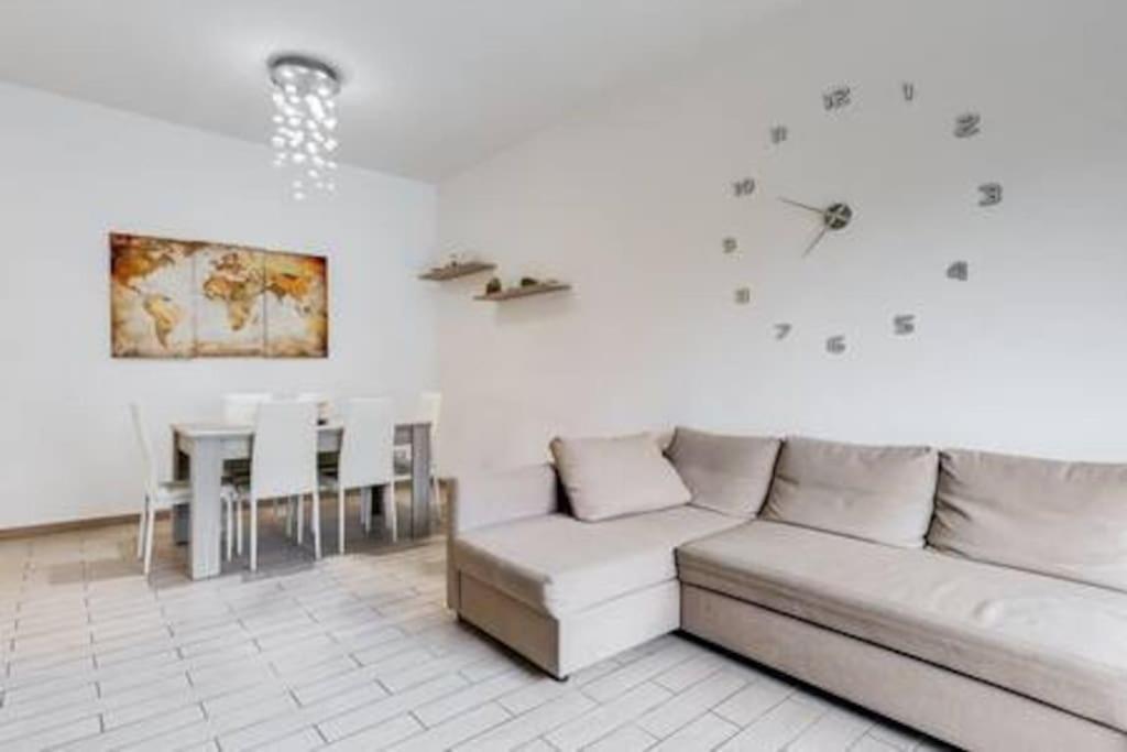Domus Laterani By Jfm - Comfortable Apartment Big Terrace Colosseo Rome Buitenkant foto