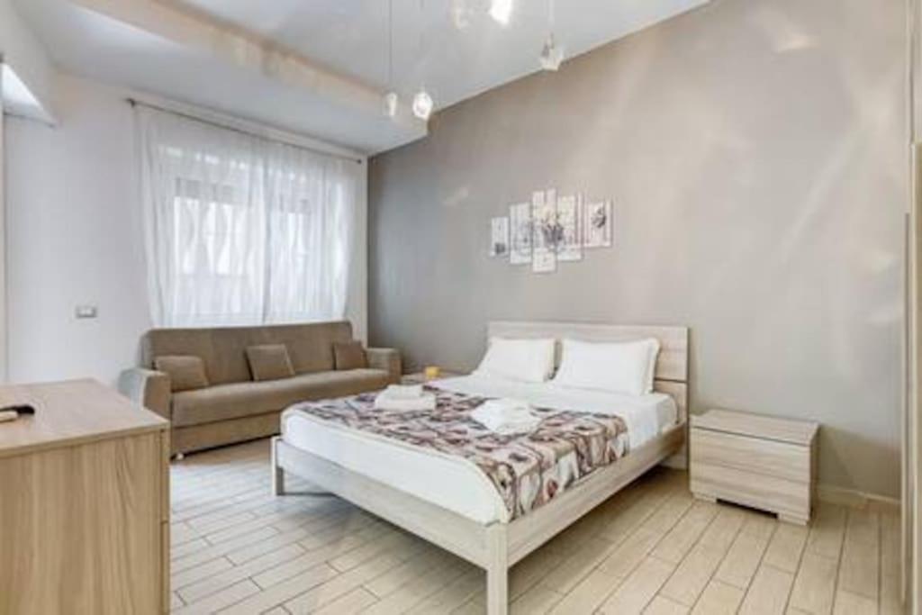 Domus Laterani By Jfm - Comfortable Apartment Big Terrace Colosseo Rome Buitenkant foto