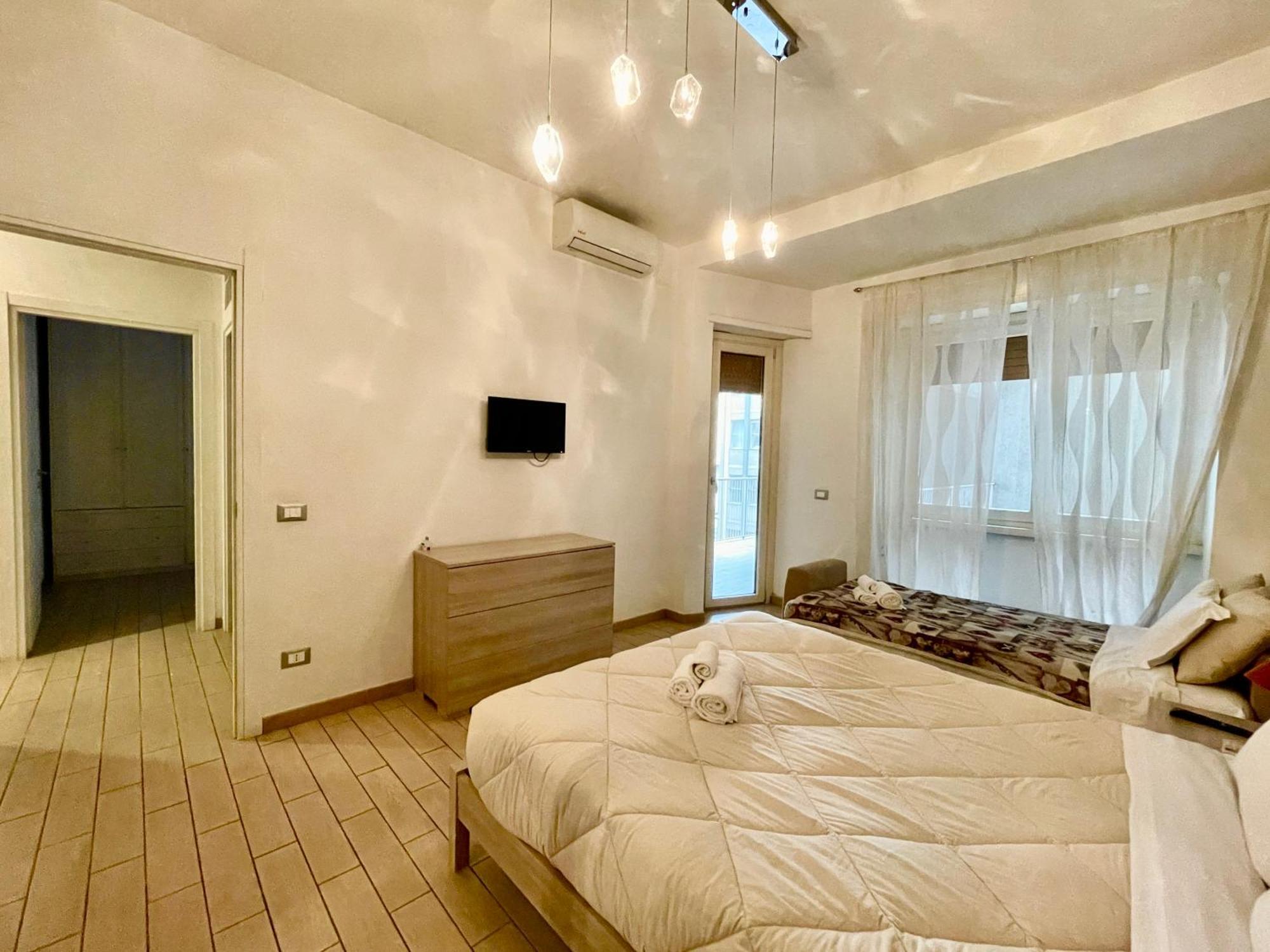 Domus Laterani By Jfm - Comfortable Apartment Big Terrace Colosseo Rome Buitenkant foto