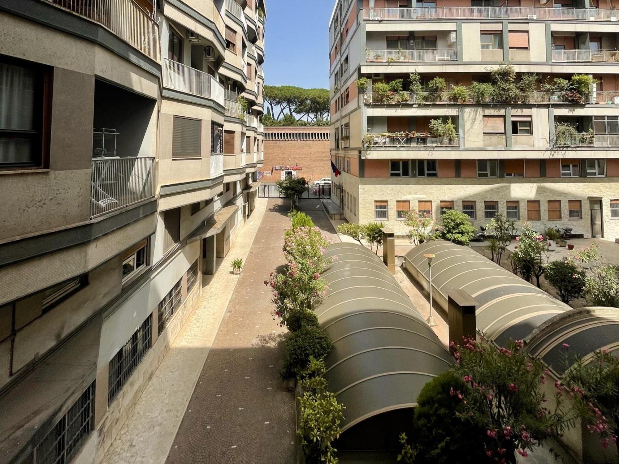 Domus Laterani By Jfm - Comfortable Apartment Big Terrace Colosseo Rome Buitenkant foto